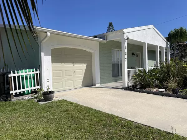 Port Saint Lucie, FL 34983,337 SE Husted TER