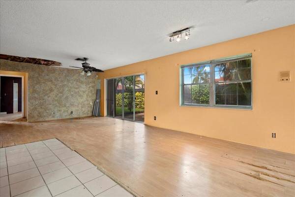 Boca Raton, FL 33433,7452 Chablis CT