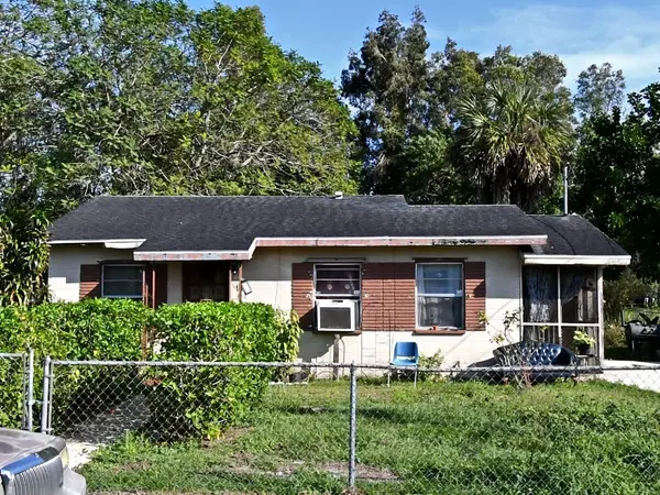 304 N 28th ST, Fort Pierce, FL 34947