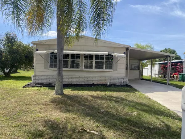 Port Saint Lucie, FL 34952,7 Villa Flores