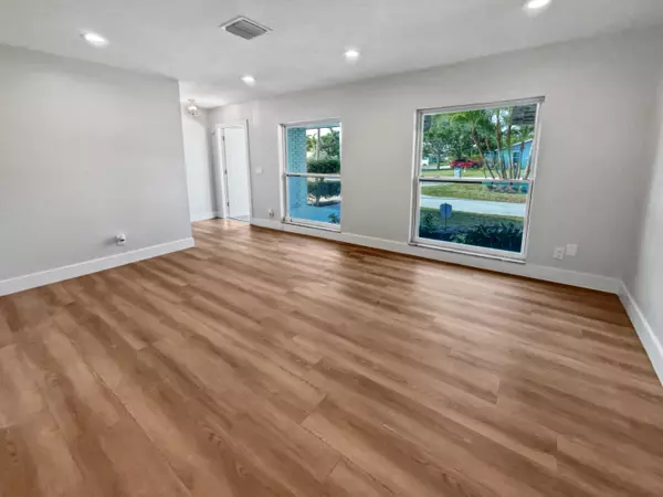 Jupiter, FL 33469,4200 County Line RD