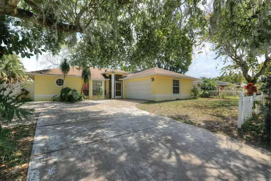 1245 George ST, Sebastian, FL 32958