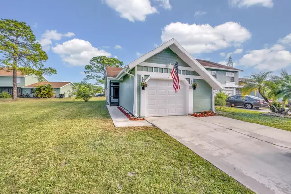 Port Saint Lucie, FL 34952,1461 SE Rivergreen CIR