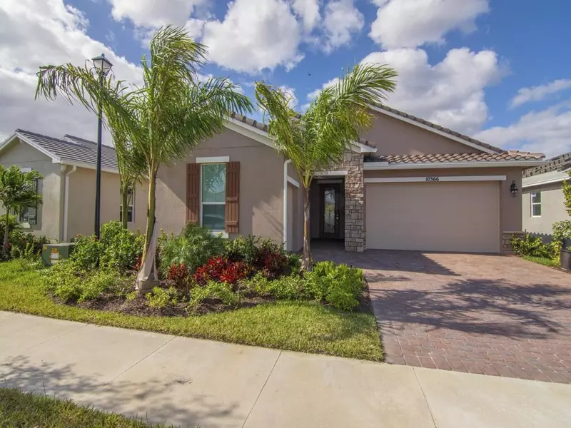 10366 SW Ligustrum DR, Port Saint Lucie, FL 34987