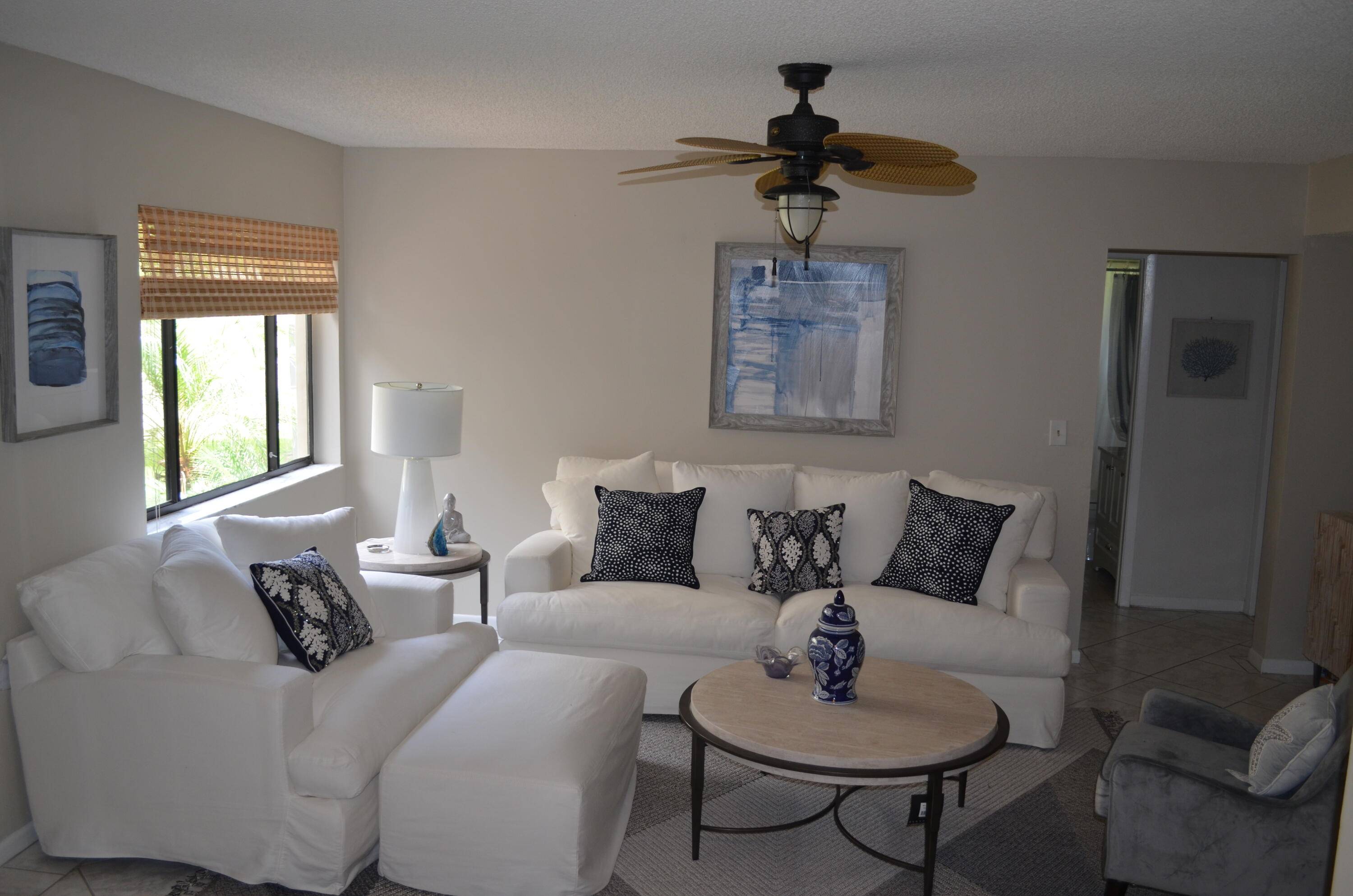 Delray Beach, FL 33484,5310 Las Verdes CIR 207