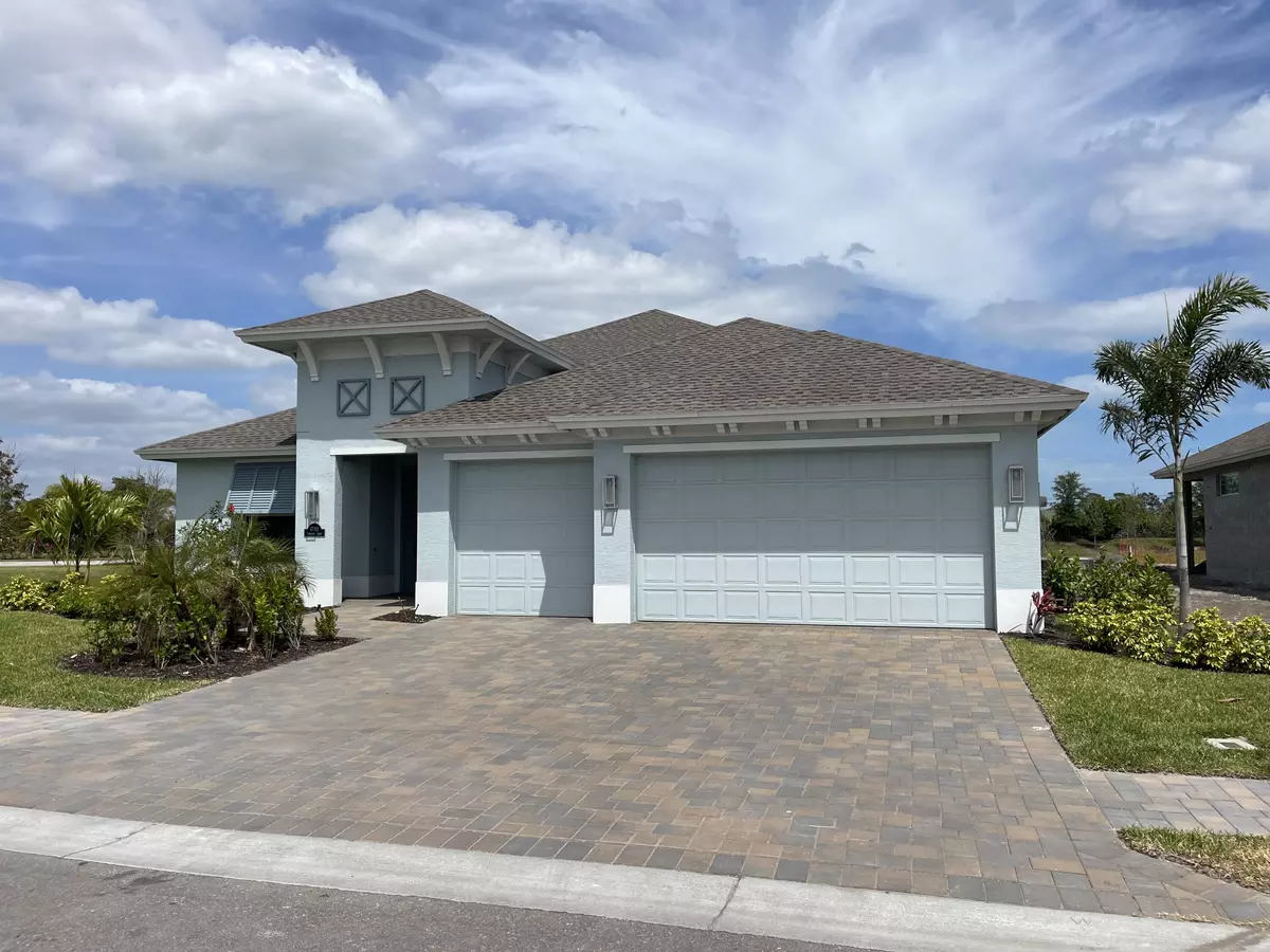 Vero Beach, FL 32967,4180 Seclusion LN