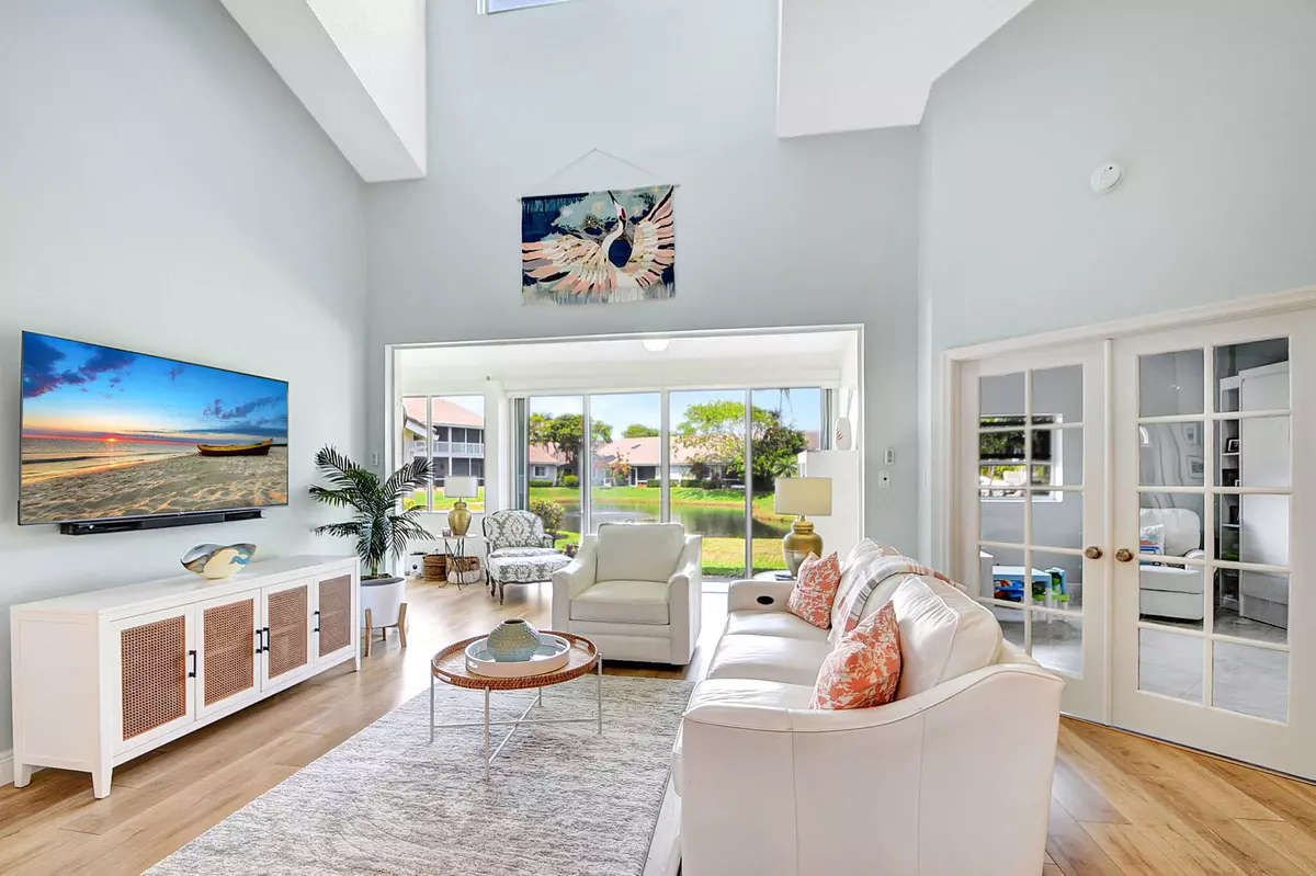 Hypoluxo, FL 33462,225 N Lakeshore DR