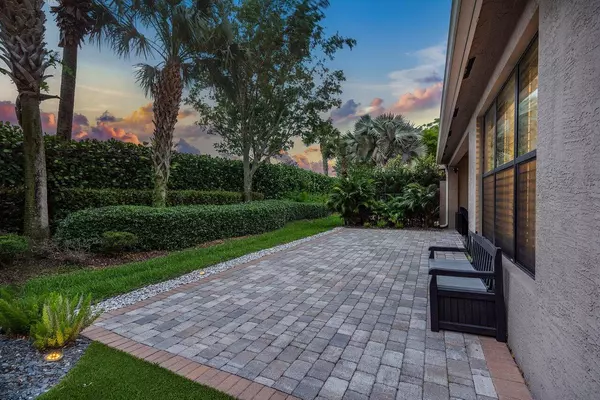 Delray Beach, FL 33446,7865 Black Onyx LN