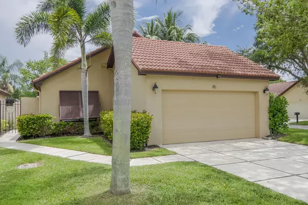 85 N Ironwood WAY, Palm Beach Gardens, FL 33418