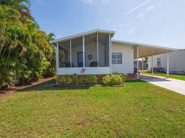 522 Hemingway TER, Fort Pierce, FL 34982