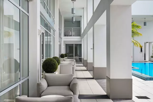 Boca Raton, FL 33432,155 E Boca Raton RD Th3