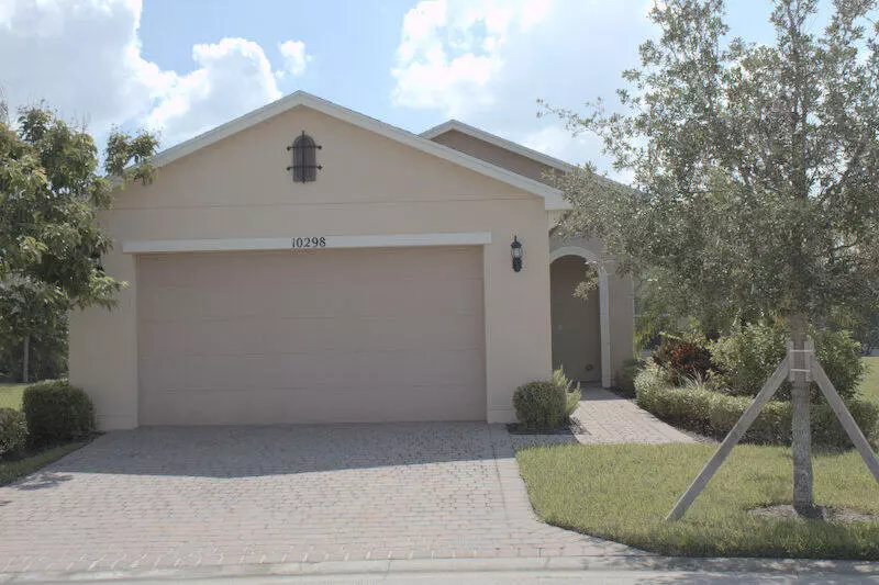 10298 SW NW Silverberry CT, Port Saint Lucie, FL 34987