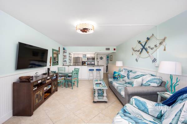 Jensen Beach, FL 34957,9800 S Ocean DR 106