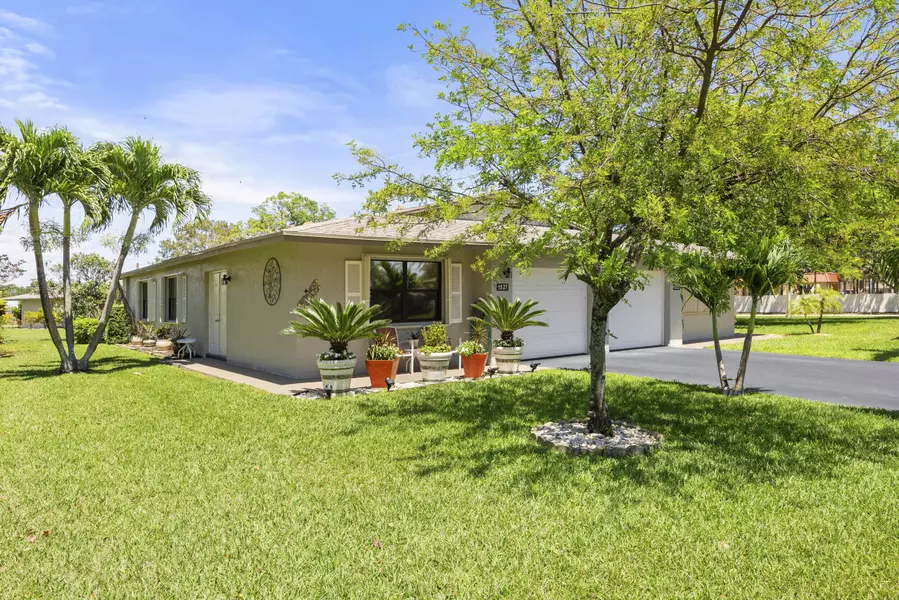 1527 Palmland DR, Boynton Beach, FL 33436