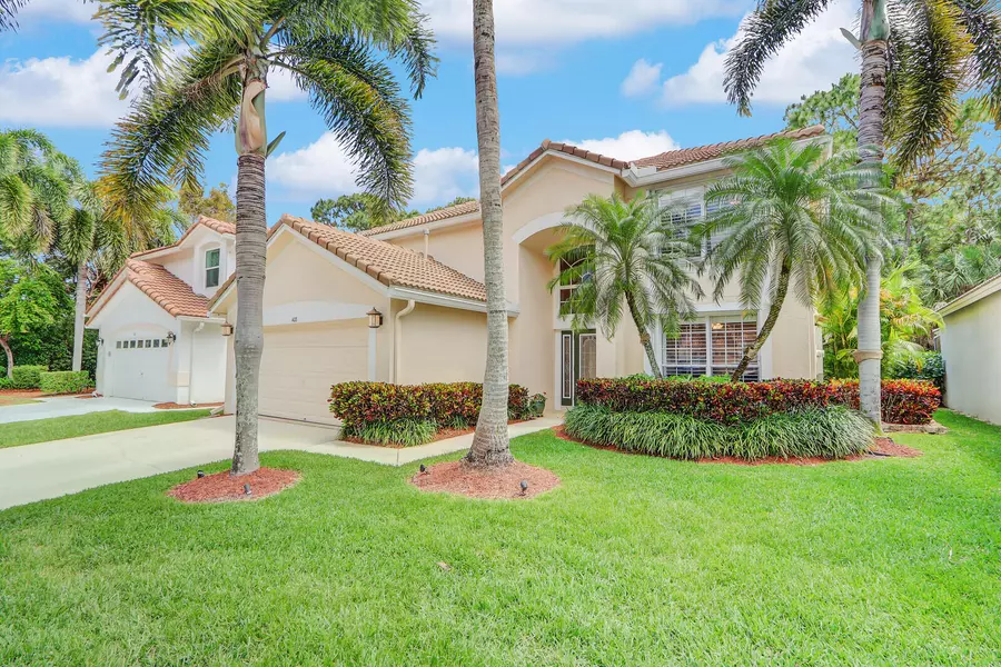 408 Woodview CIR, Palm Beach Gardens, FL 33418