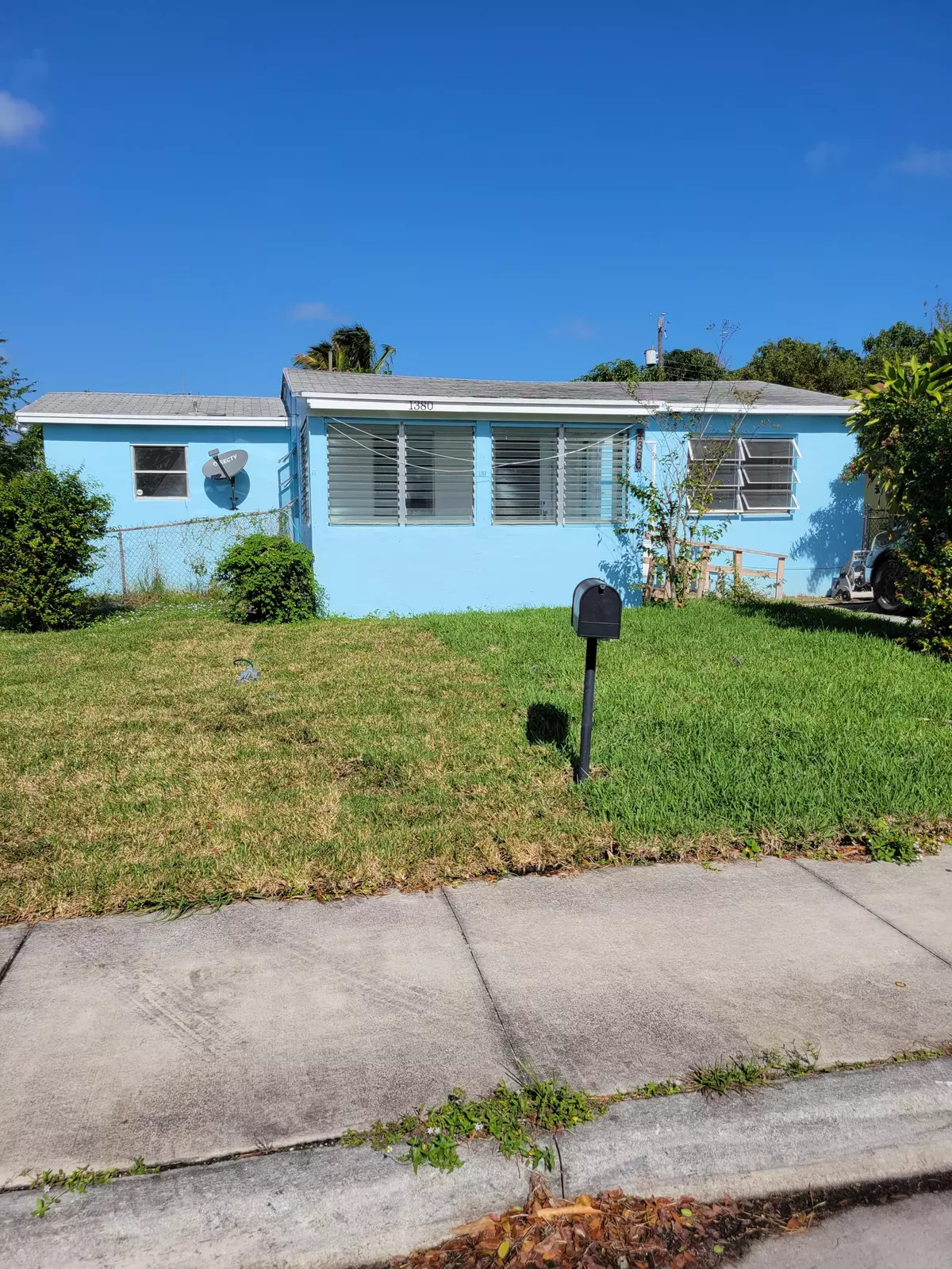 Riviera Beach, FL 33404,1380 W 32nd ST