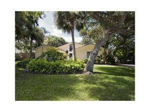 837 Seminole LN, Vero Beach, FL 32963