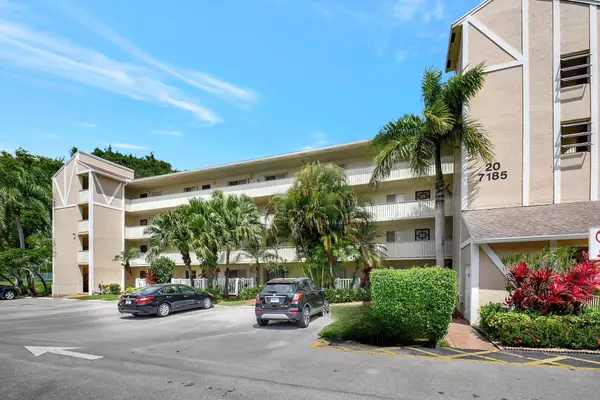 7185 Huntington LN 301, Delray Beach, FL 33446