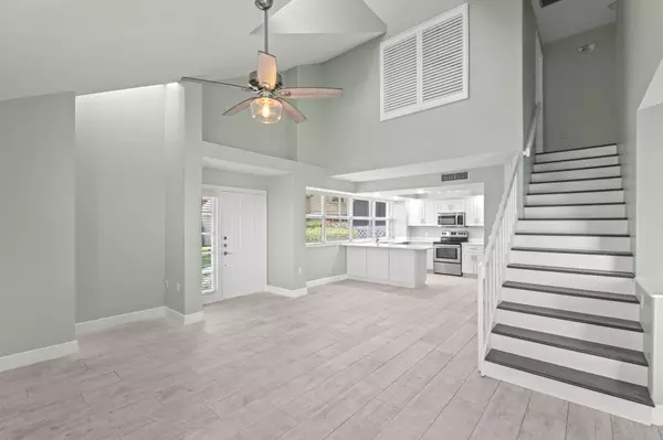 Lake Clarke Shores, FL 33406,8107 Oakton CT 7b