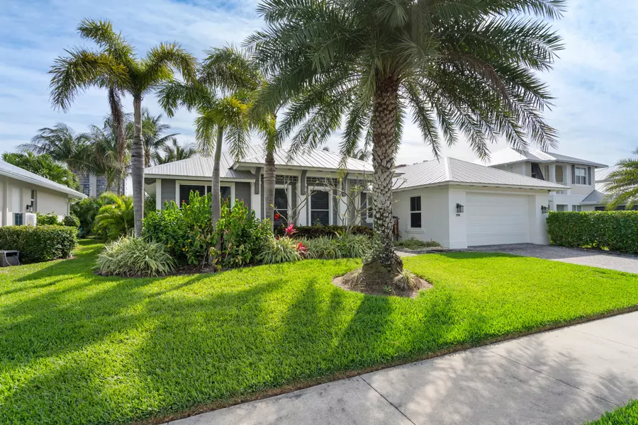 3918 Duneside DR, Hutchinson Island, FL 34949