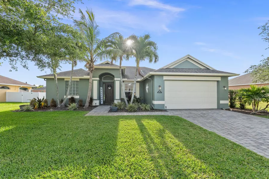 6410 Parklane CT, Vero Beach, FL 32967