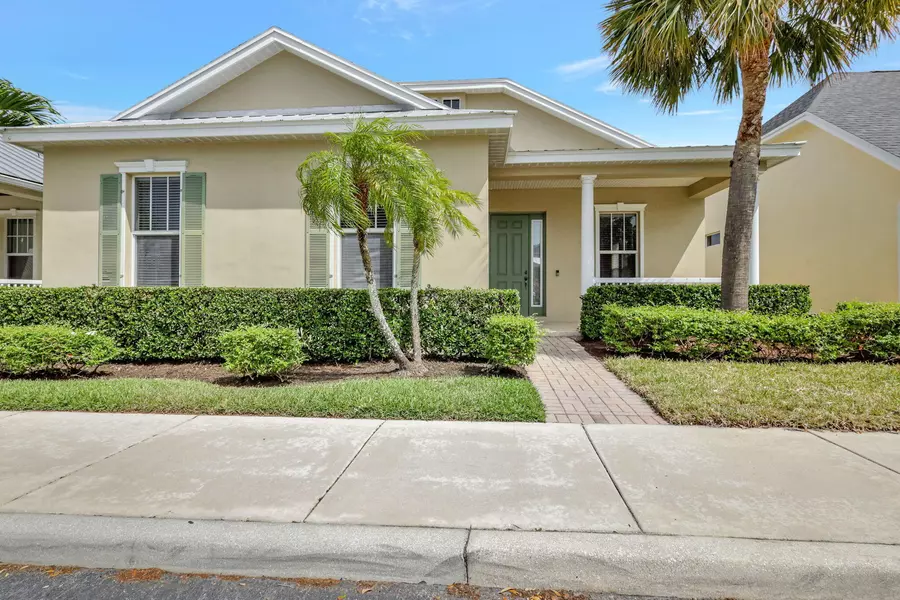 10512 SW Katrina WAY, Port Saint Lucie, FL 34987