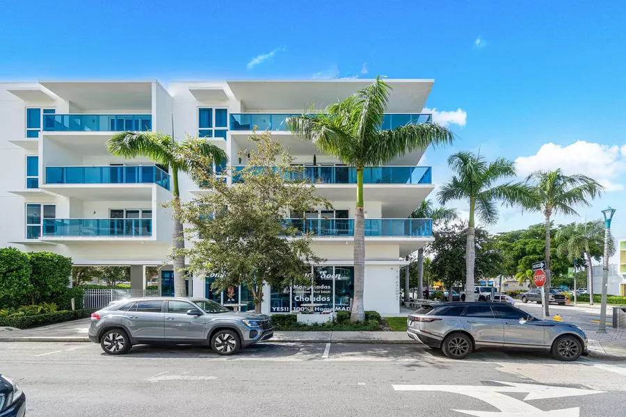 1 S Palmway 203, Lake Worth Beach, FL 33460