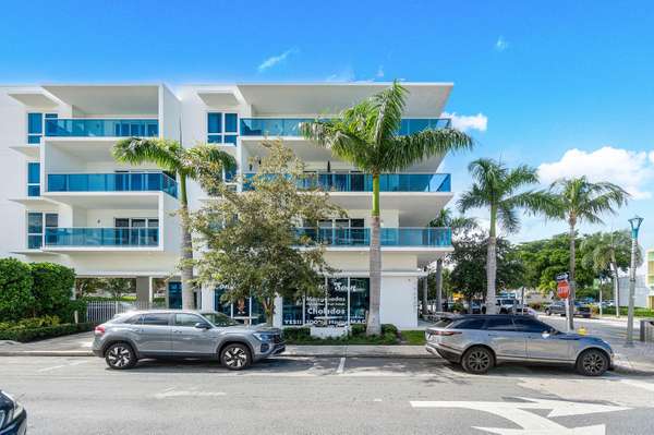 1 S Palmway 203, Lake Worth Beach, FL 33460