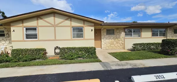 2852 W Crosley DR B,  West Palm Beach,  FL 33415