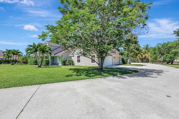 Lake Worth, FL 33449,5703 Lago Del Sol DR