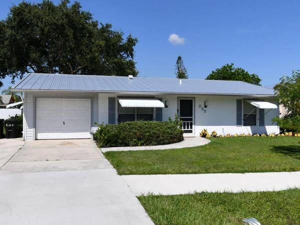 358 NW Curtis ST, Port Saint Lucie, FL 34983