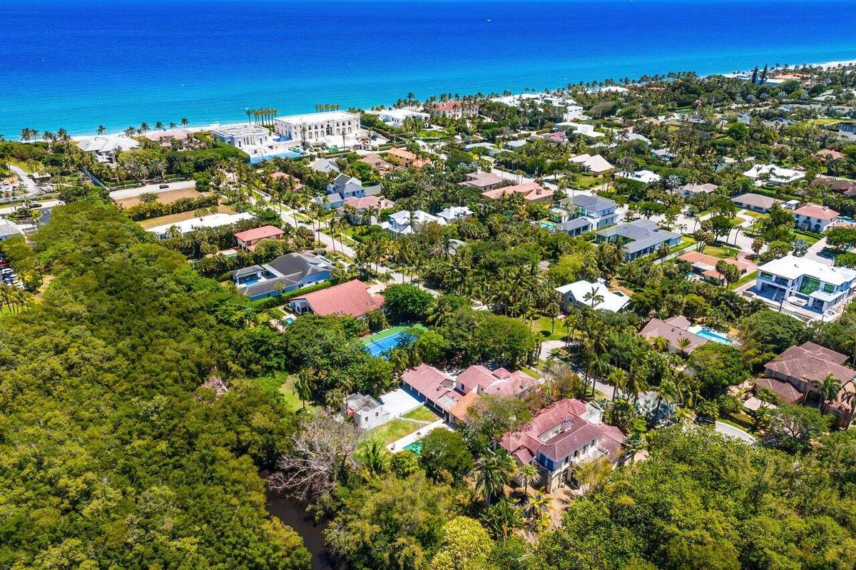 Ocean Ridge, FL 33435,50 Coconut LN