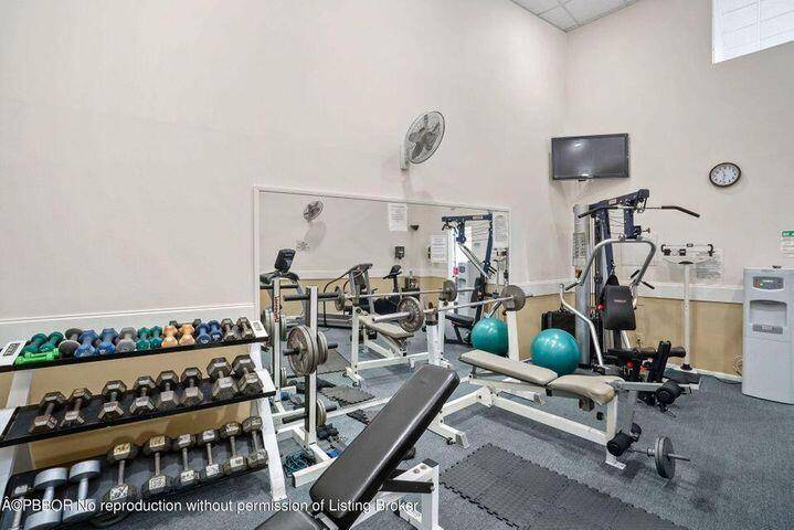 South Palm Beach, FL 33480,3589 S Ocean BLVD L30