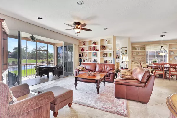 147 Legendary CIR, Palm Beach Gardens, FL 33418