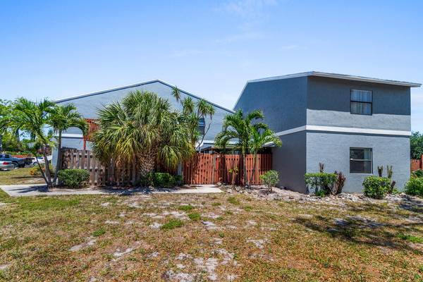 7 Crossing CIR C, Boynton Beach, FL 33435