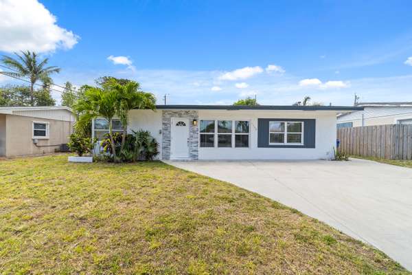 1260 NE 42 CT,  Pompano Beach,  FL 33064