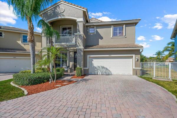 Lake Worth, FL 33463,6861 Carolyn WAY