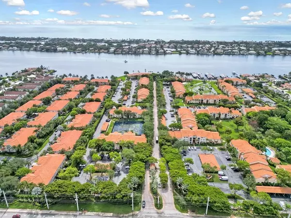 Hypoluxo, FL 33462,145 Yacht Club WAY 303