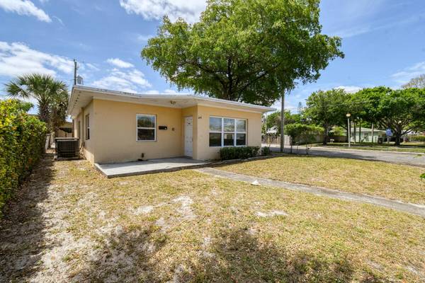 644 53rd ST,  West Palm Beach,  FL 33407