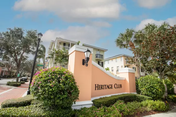 1005 W Heritage Club CIR, Delray Beach, FL 33483