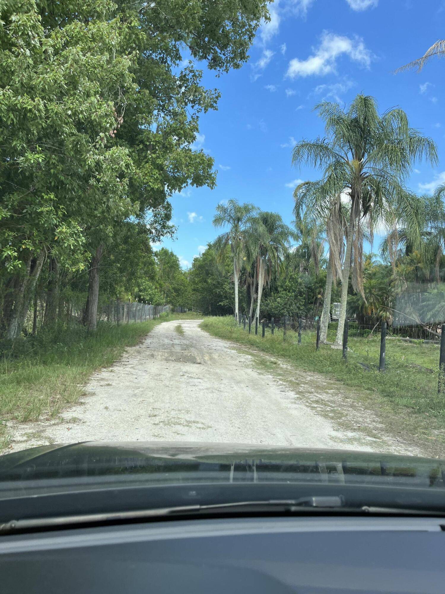 Loxahatchee Groves, FL 33470,1471 A Road