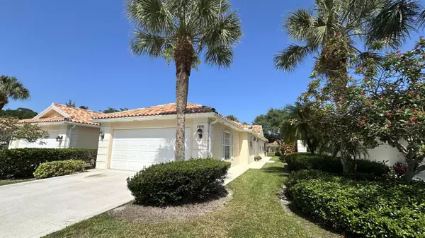 2816 Livingston LN, West Palm Beach, FL 33411