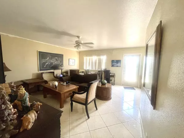 Delray Beach, FL 33446,217 Saxony E