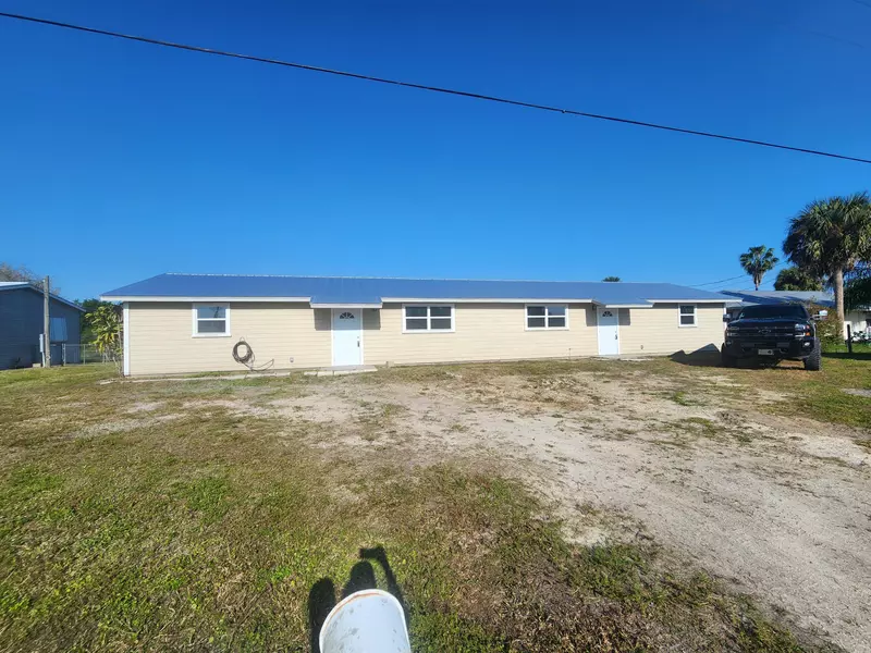 1249 Chobee Street, Okeechobee, FL 34974