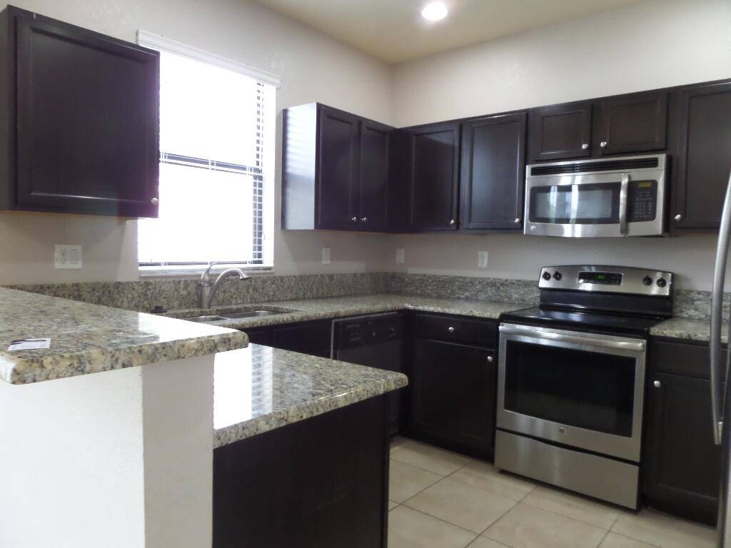 Hialeah, FL 33018,3349 W 90th ST