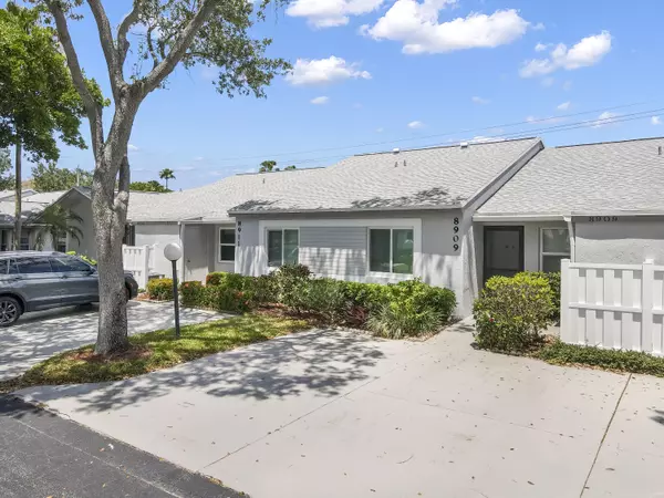 Boca Raton, FL 33496,8909 Sunnywood PL