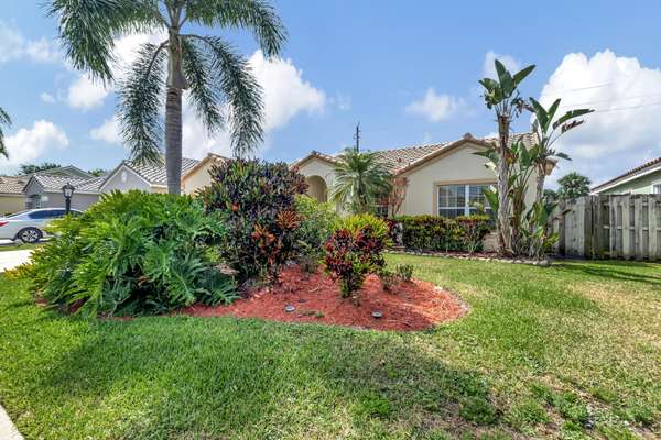 Boca Raton, FL 33496,9632 Tavernier DR