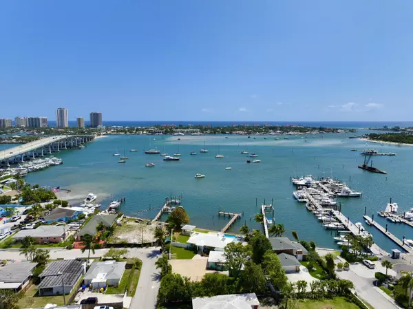 Riviera Beach, FL 33404,257 E 23rd ST