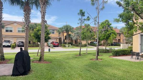 Lake Worth, FL 33463,5754 Monterra Club DR