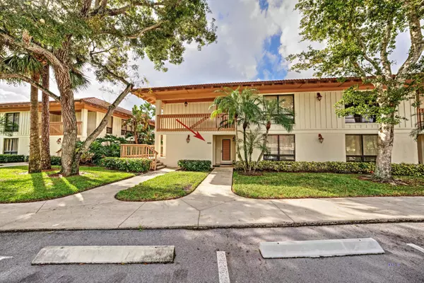 Palm Beach Gardens, FL 33418,402 S Brackenwood LN